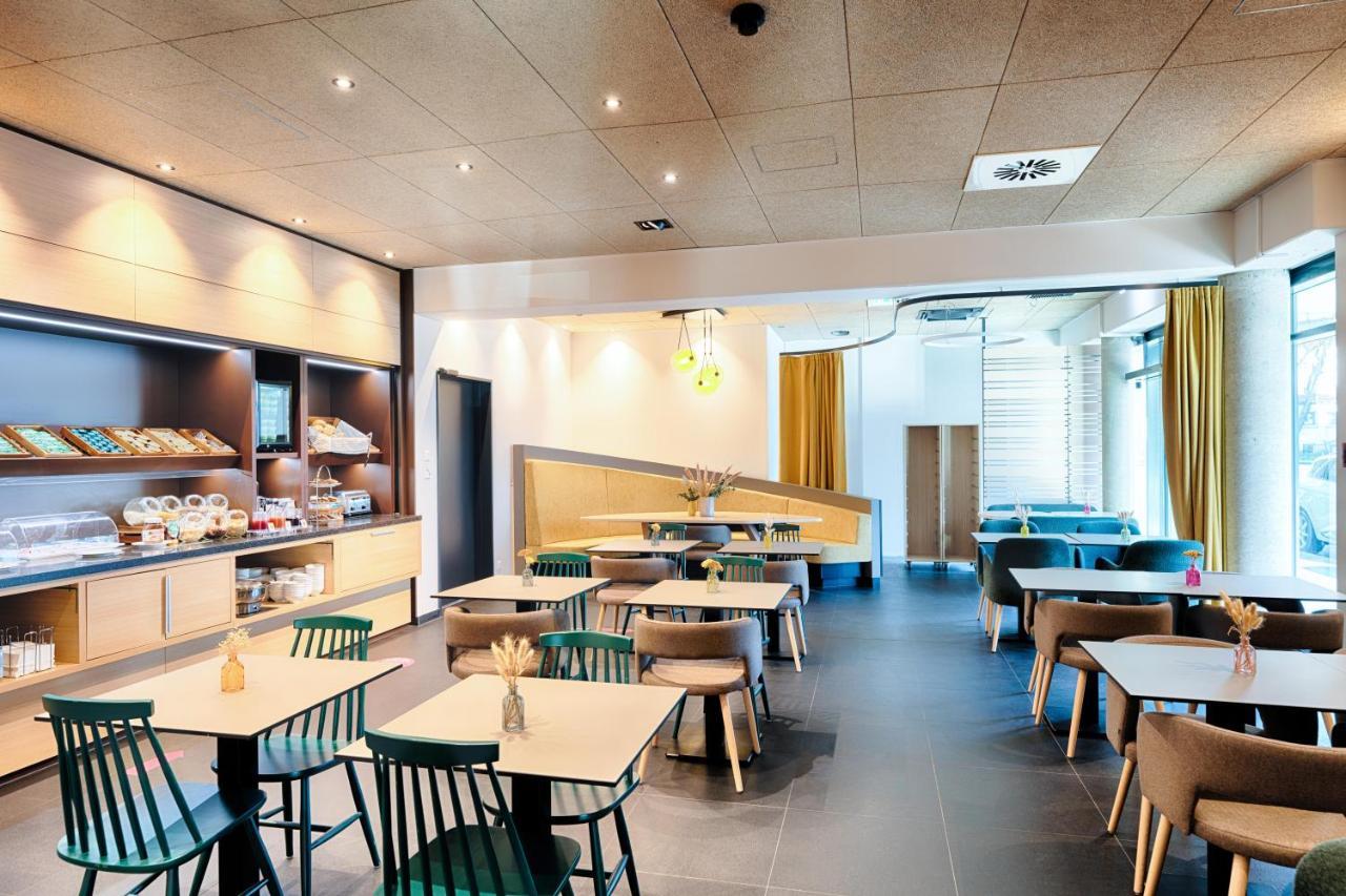B&B Hotel Nuernberg-Plaerrer Экстерьер фото